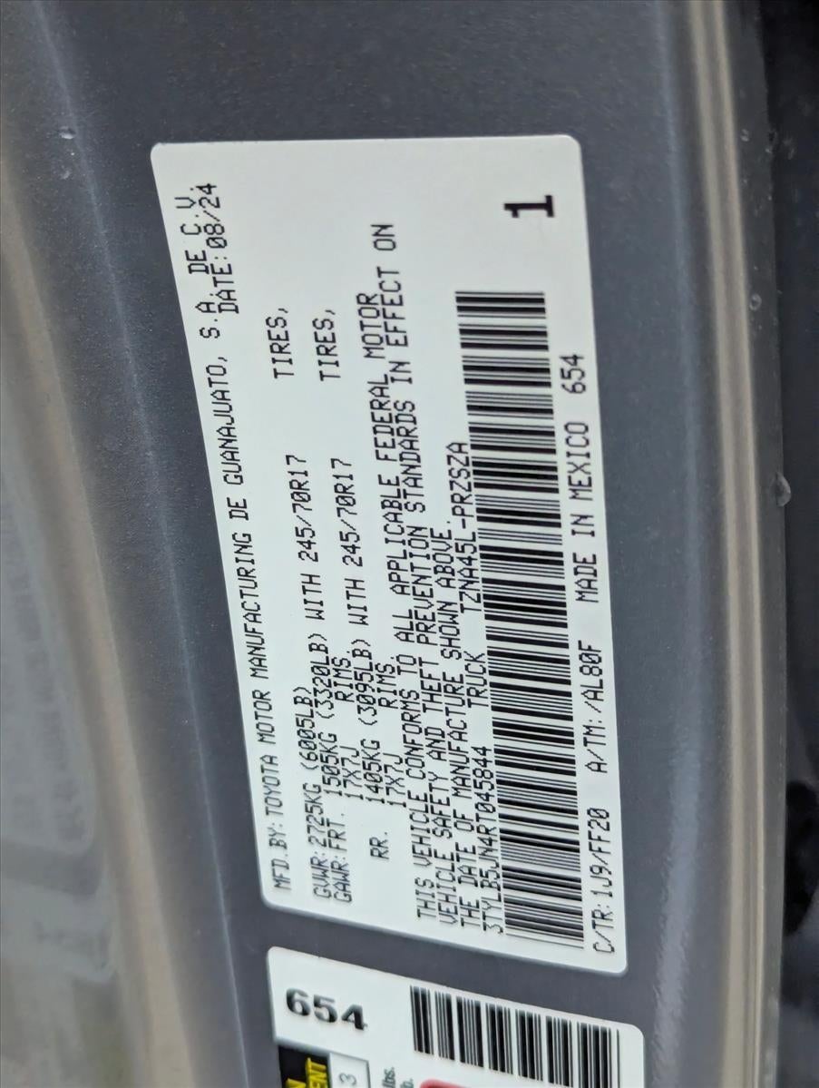2024 Toyota Tacoma 4WD 4WD SR5 Double Cab 5' Bed AT (Natl)