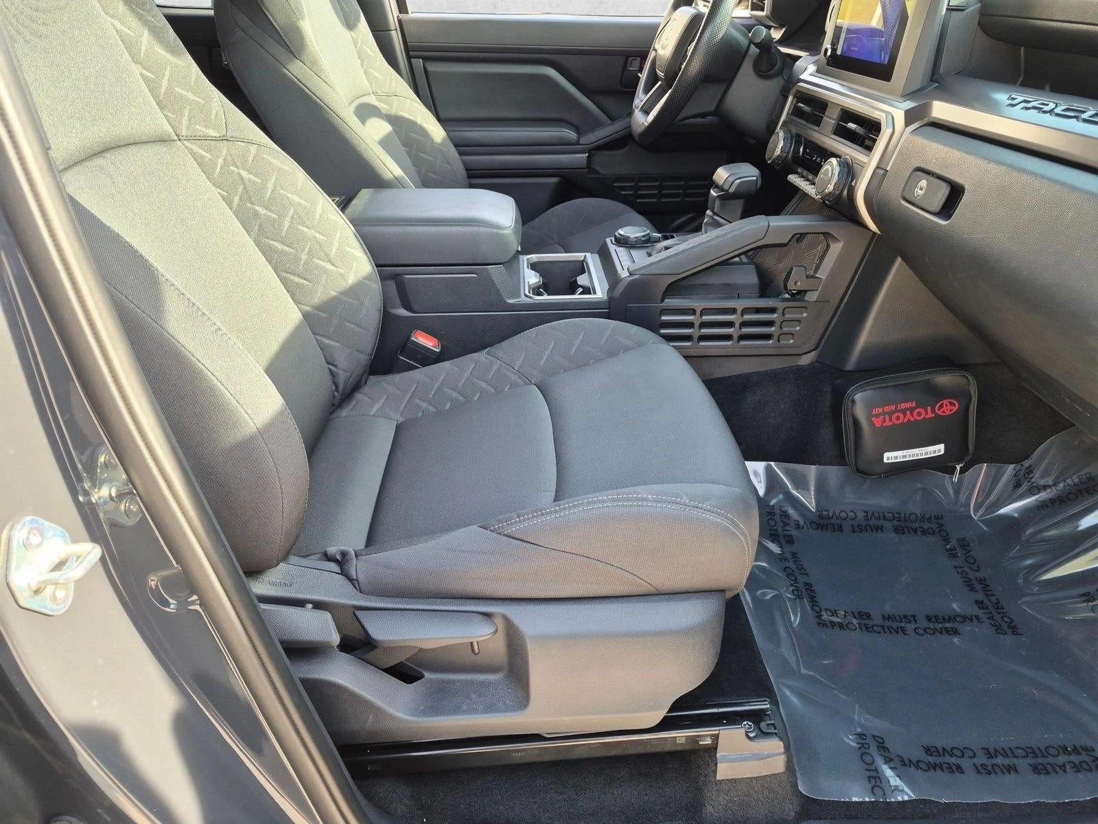2024 Toyota Tacoma 4WD 4WD SR5 Double Cab 5' Bed AT (Natl)