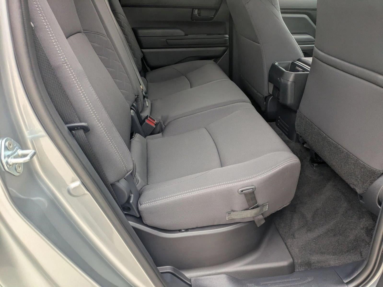 2024 Toyota Tacoma 4WD 4WD SR5 Double Cab 5' Bed AT (Natl)