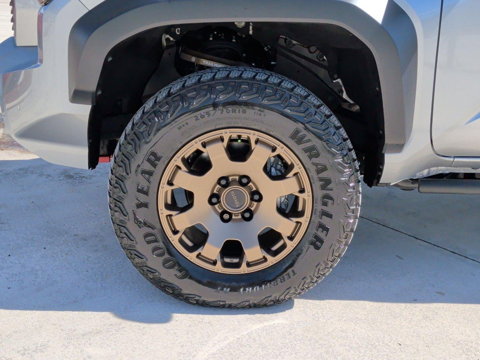 2025 Toyota Tacoma 4WD 4WD Trailhunter Hybrid Double Cab 6' Bed AT (Natl)