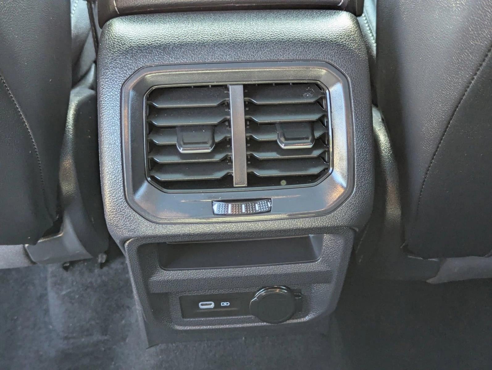 2022 Volkswagen Tiguan 2.0T SE FWD