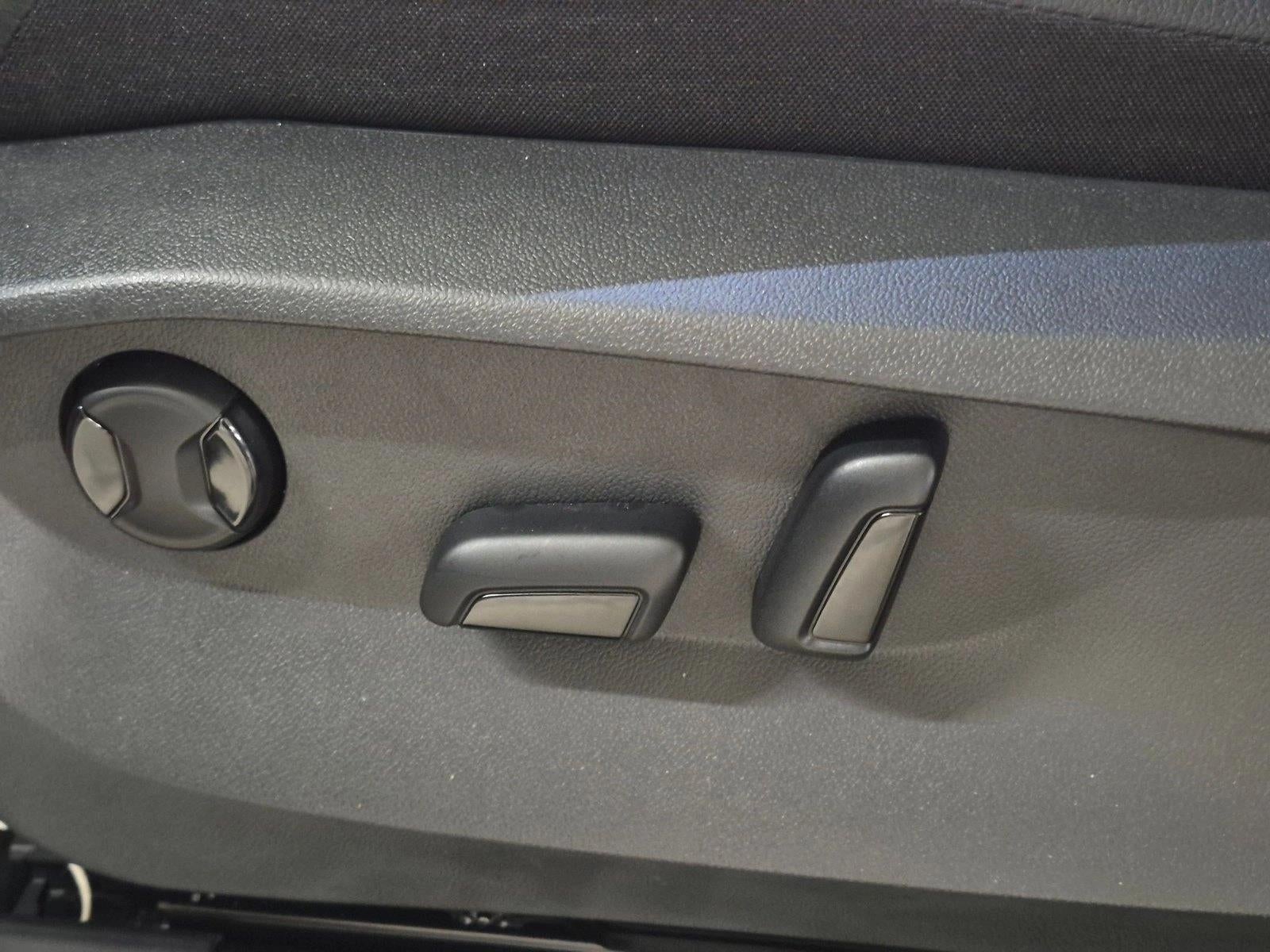 2023 Volkswagen Tiguan 2.0T SE 4MOTION