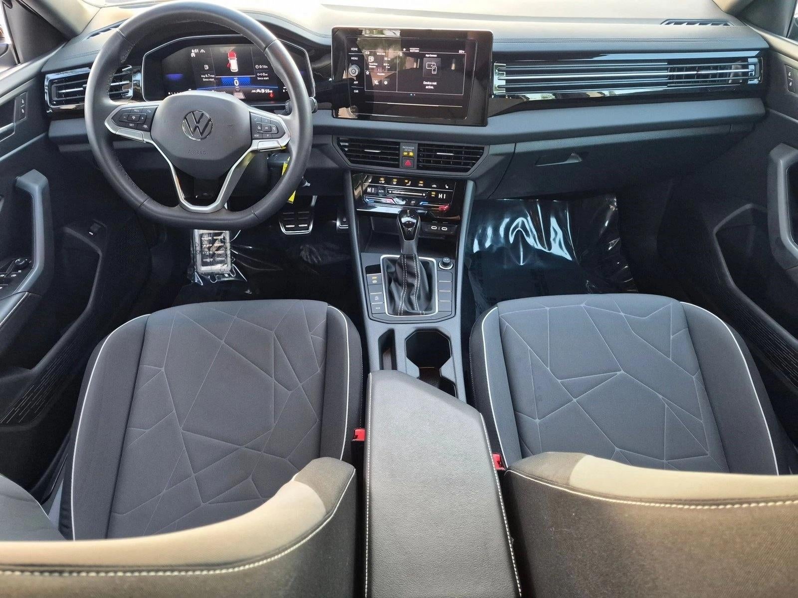 2025 Volkswagen Jetta Sport Auto