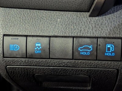 2019 Toyota Camry SE Auto (SE)
