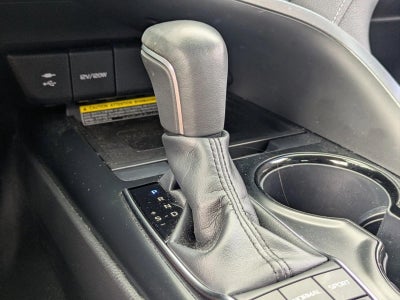 2019 Toyota Camry Hybrid SE CVT (Natl)