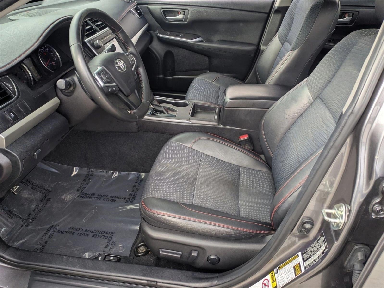 2015 Toyota Camry 4dr Sdn I4 Auto SE (SE)