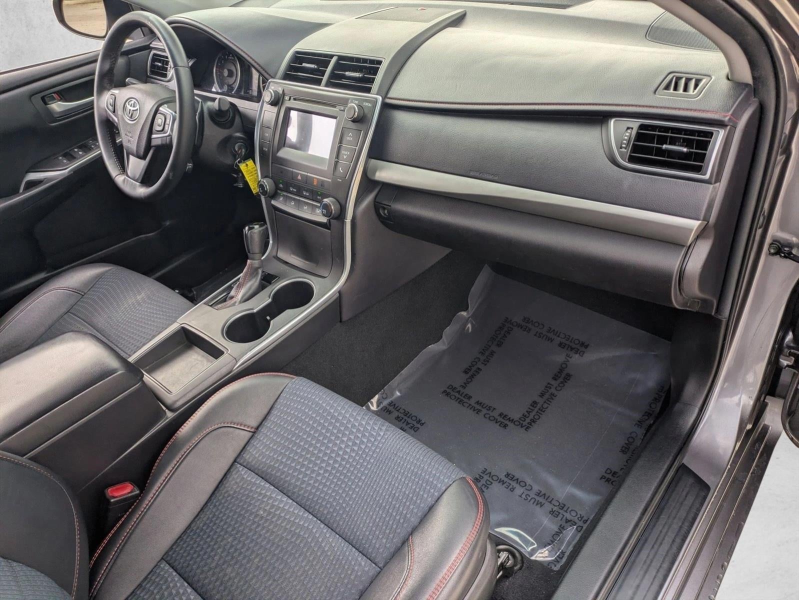 2015 Toyota Camry 4dr Sdn I4 Auto SE (SE)