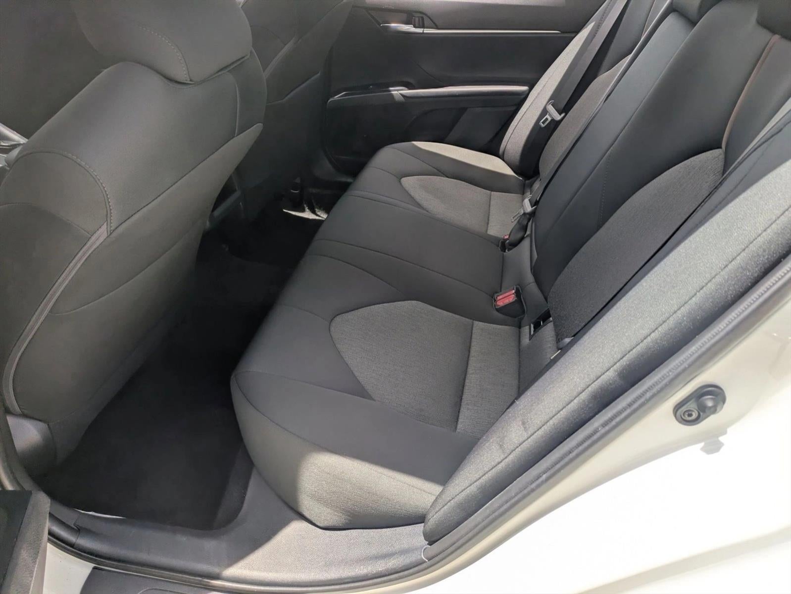 2020 Toyota Camry LE Auto (SE)