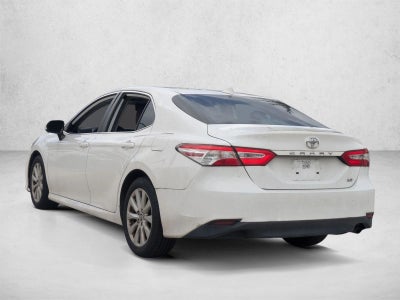 2020 Toyota Camry LE Auto (SE)