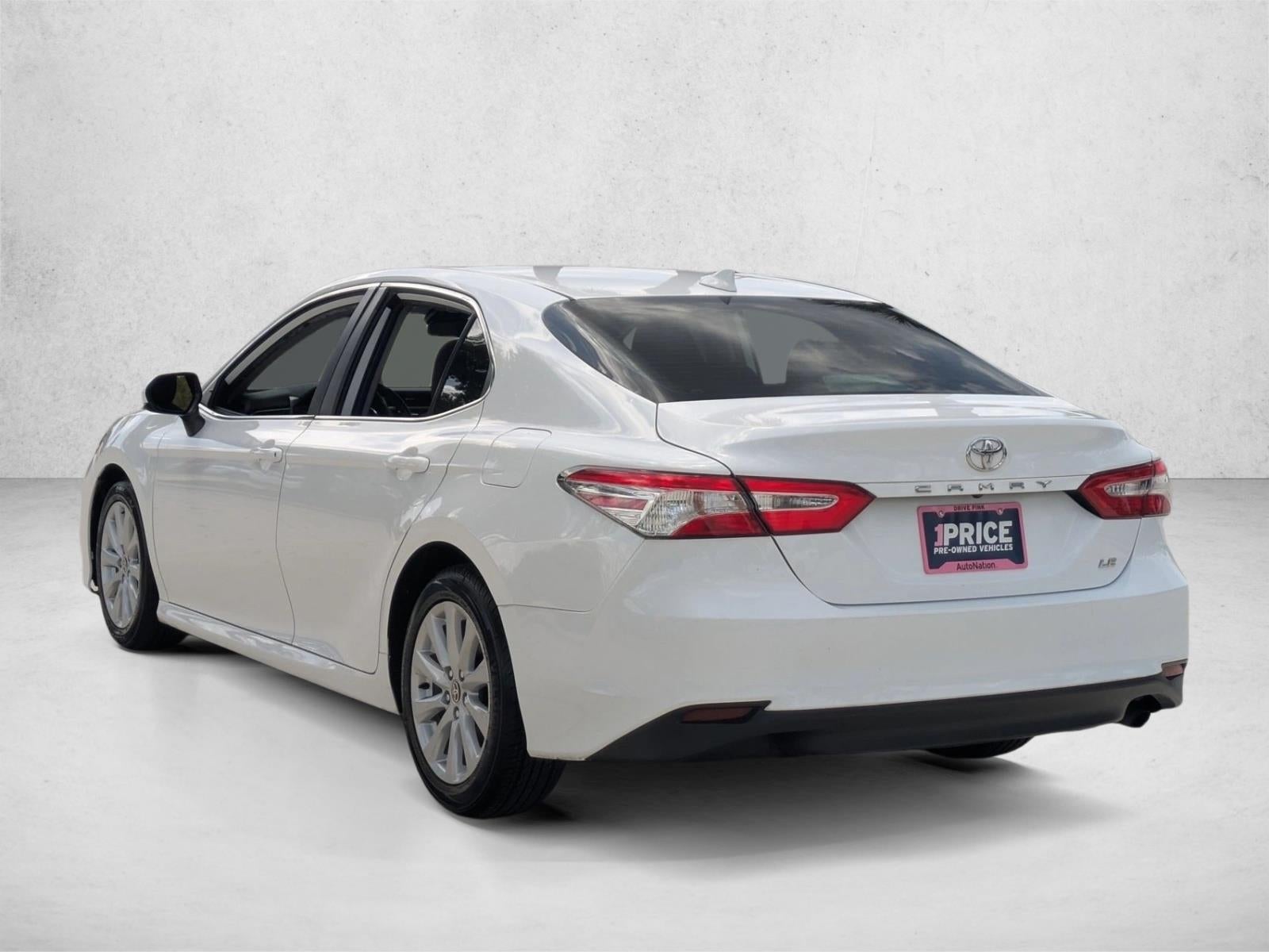 2020 Toyota Camry LE Auto (SE)