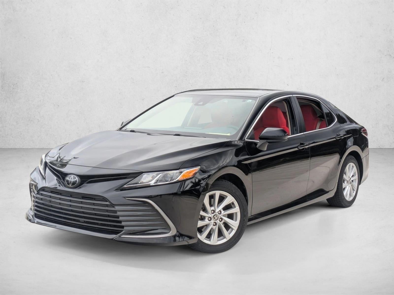 2023 Toyota Camry LE Auto (SE)