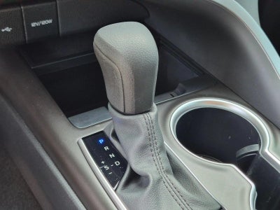 2024 Toyota Camry LE Auto (SE)