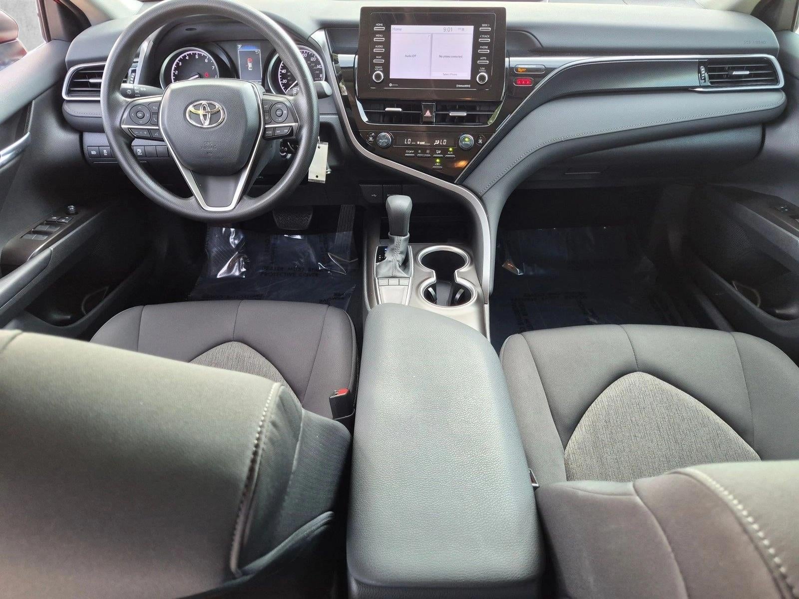 2024 Toyota Camry LE Auto (SE)