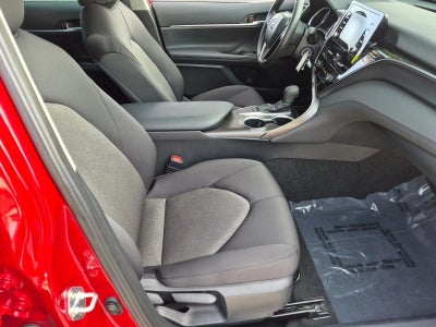 2024 Toyota Camry LE Auto (SE)