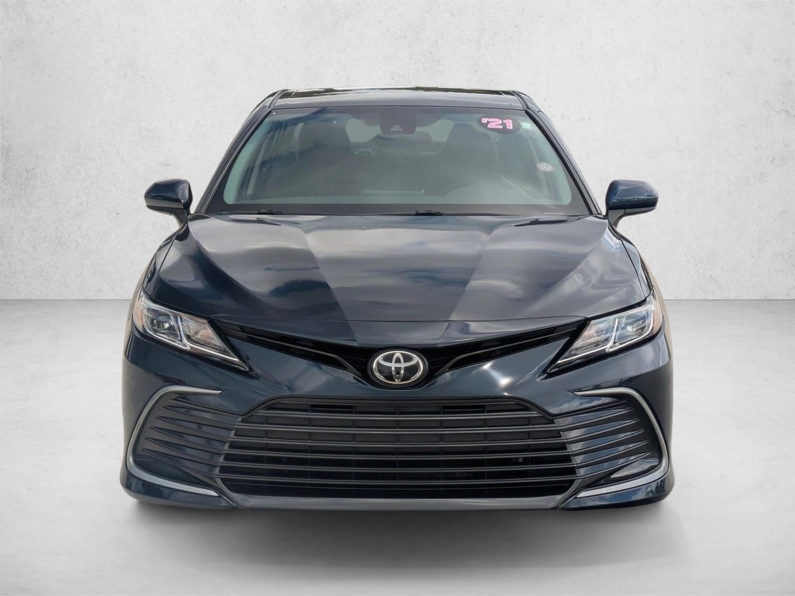 2021 Toyota Camry LE Auto (SE)