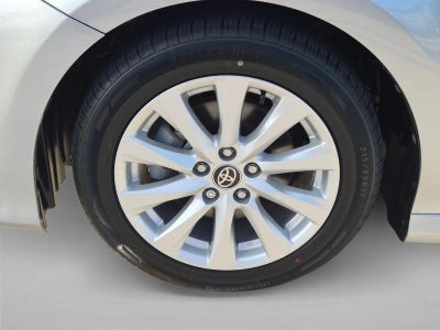 2020 Toyota Camry LE Auto (SE)