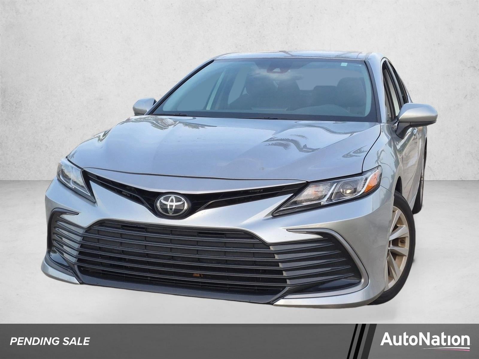 2024 Toyota Camry LE Auto (SE)