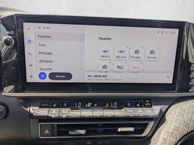 2025 Toyota Camry XLE (SE)