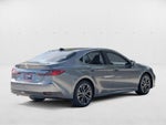 2025 Toyota Camry XLE (SE)