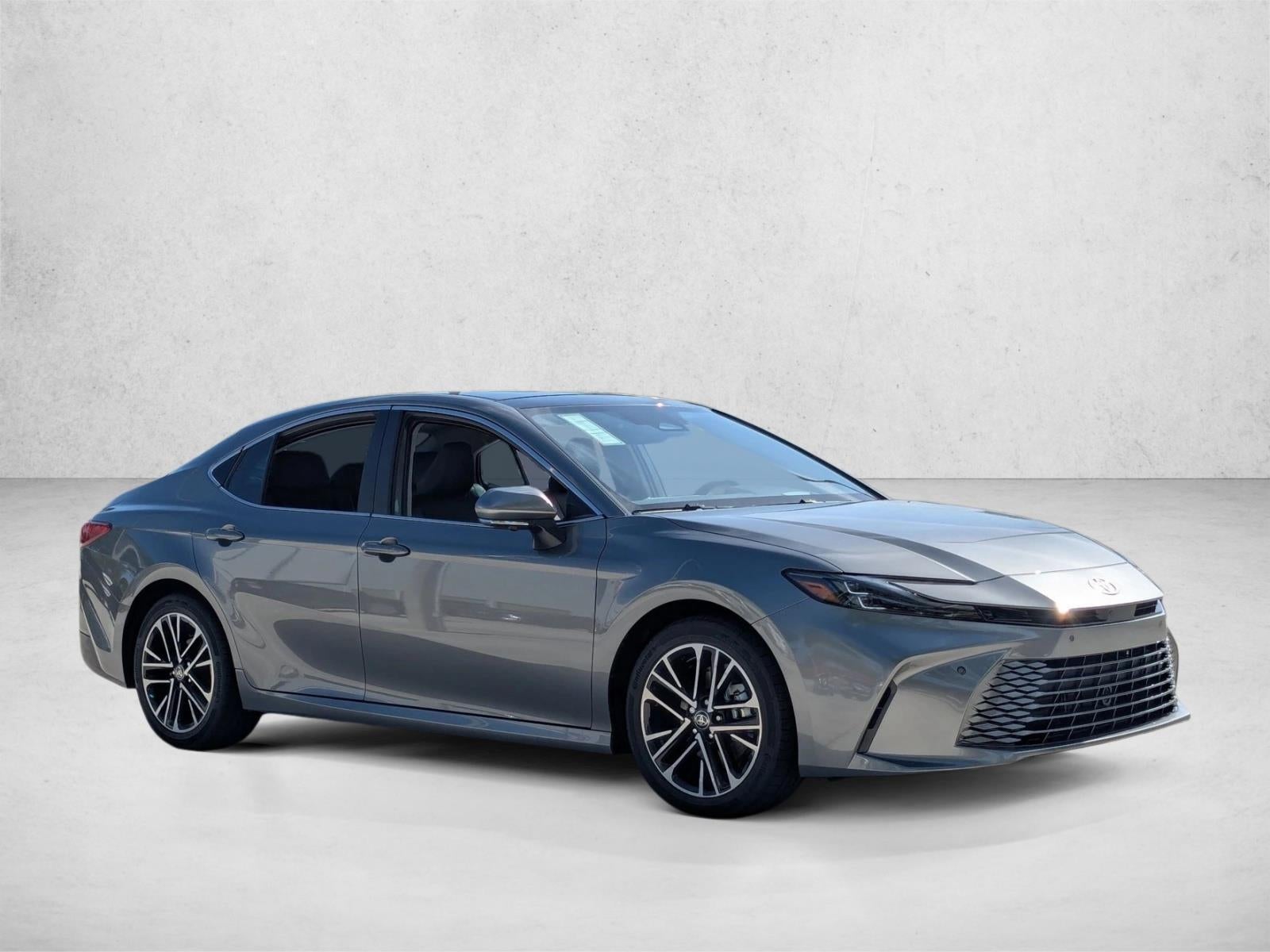 2025 Toyota Camry XLE (SE)