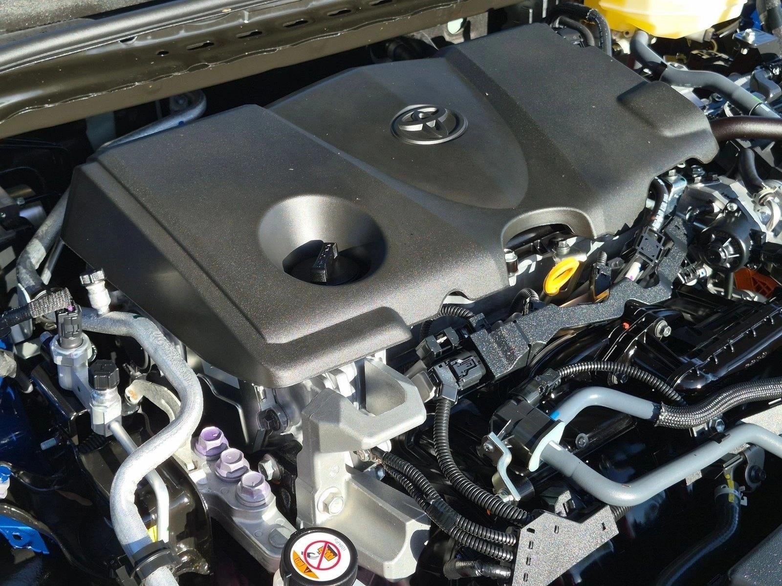 2025 Toyota Camry LE (SE)