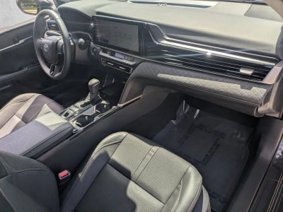 2025 Toyota Camry XLE (SE)