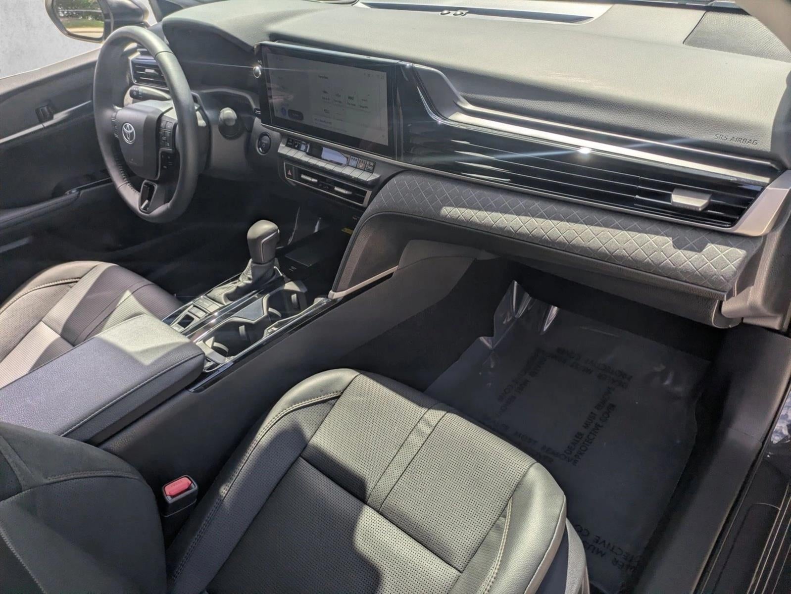 2025 Toyota Camry XLE (SE)