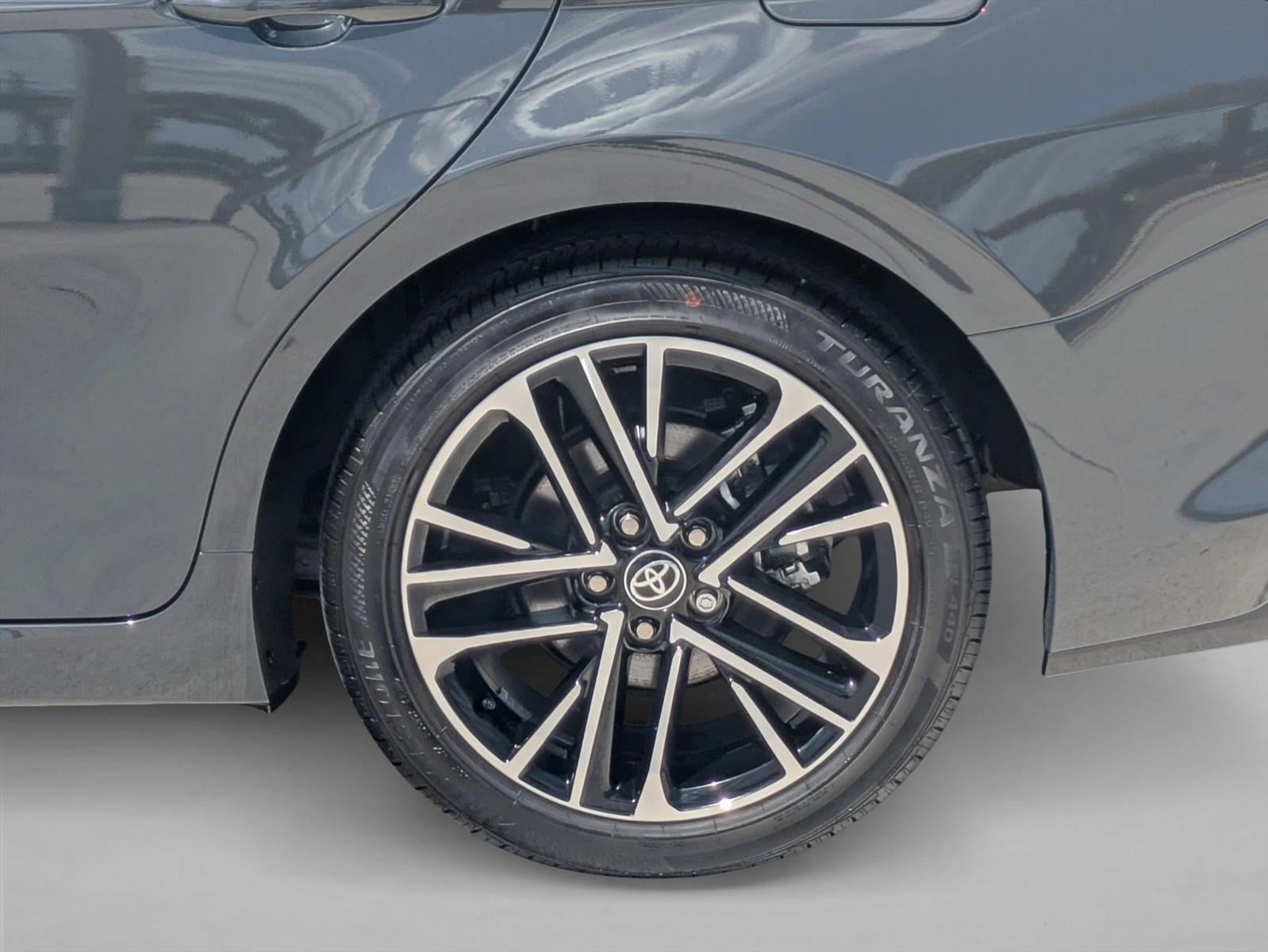 2025 Toyota Camry XLE (SE)