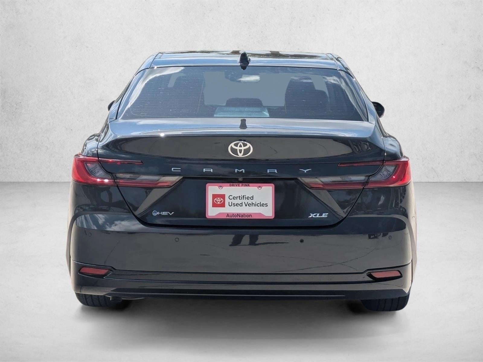 2025 Toyota Camry XLE (SE)