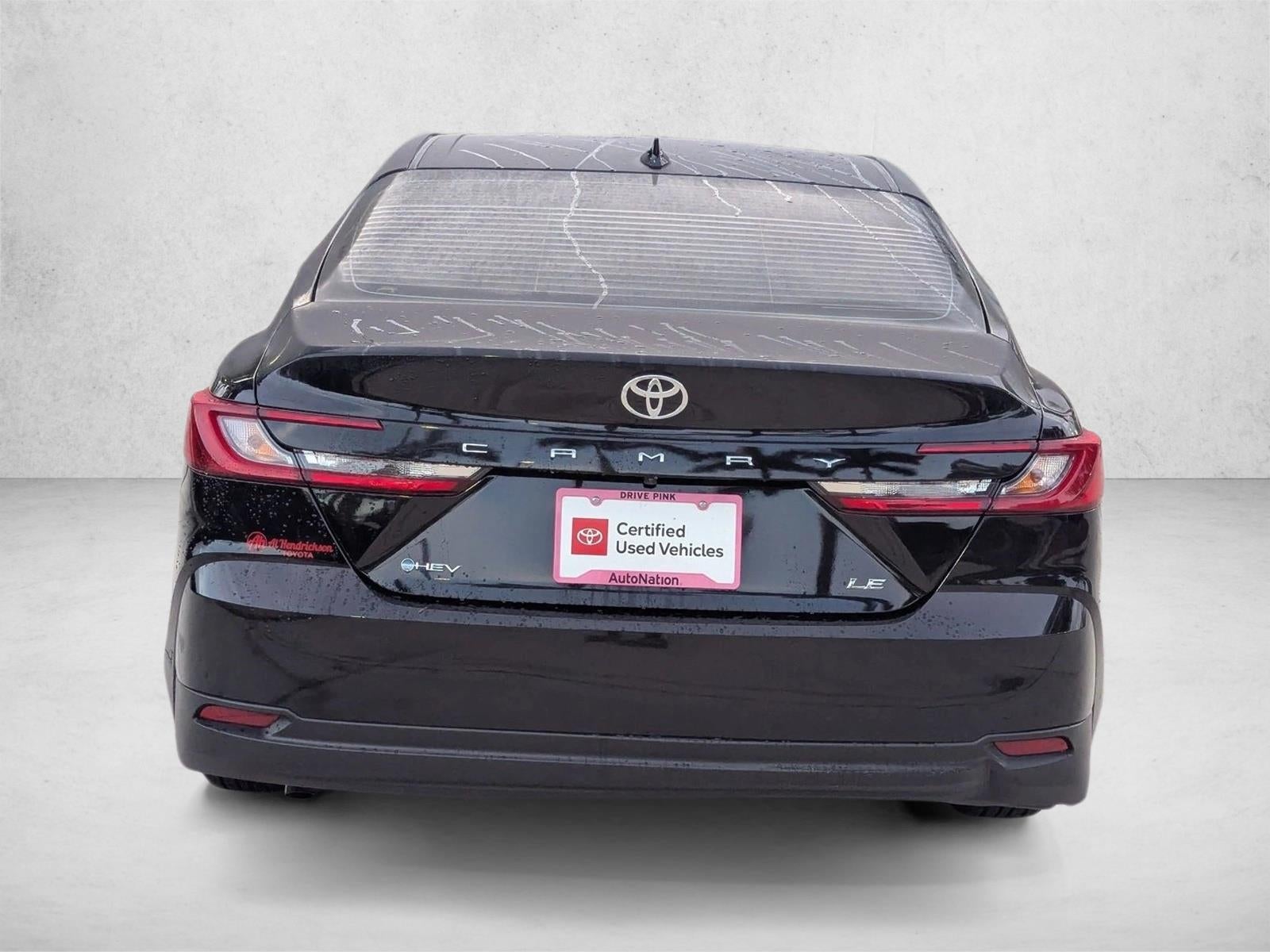 2025 Toyota Camry LE (SE)