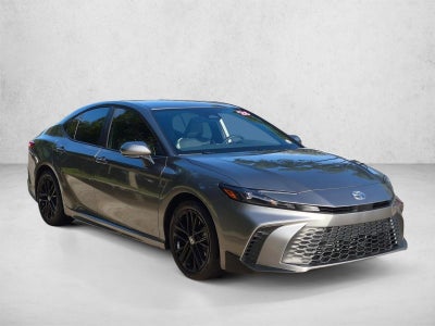 2026 Toyota Camry SE (SE)