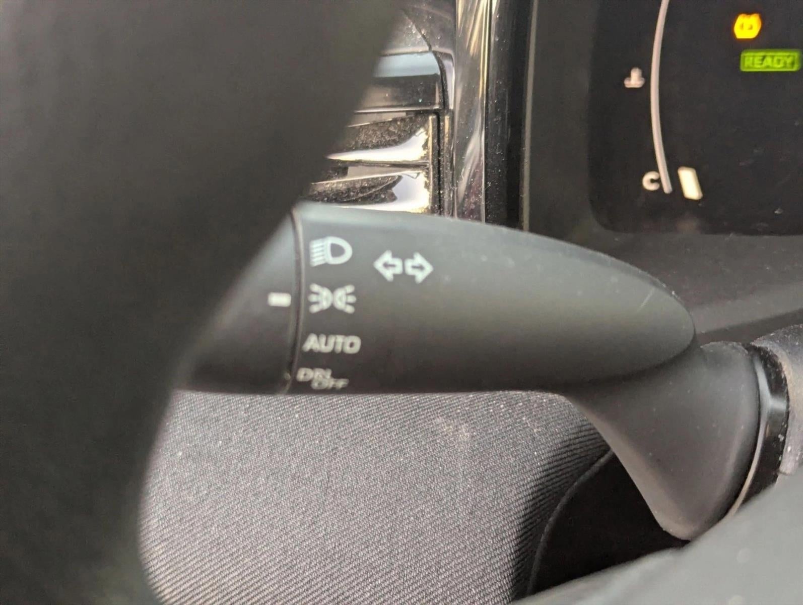 2025 Toyota Camry LE (SE)