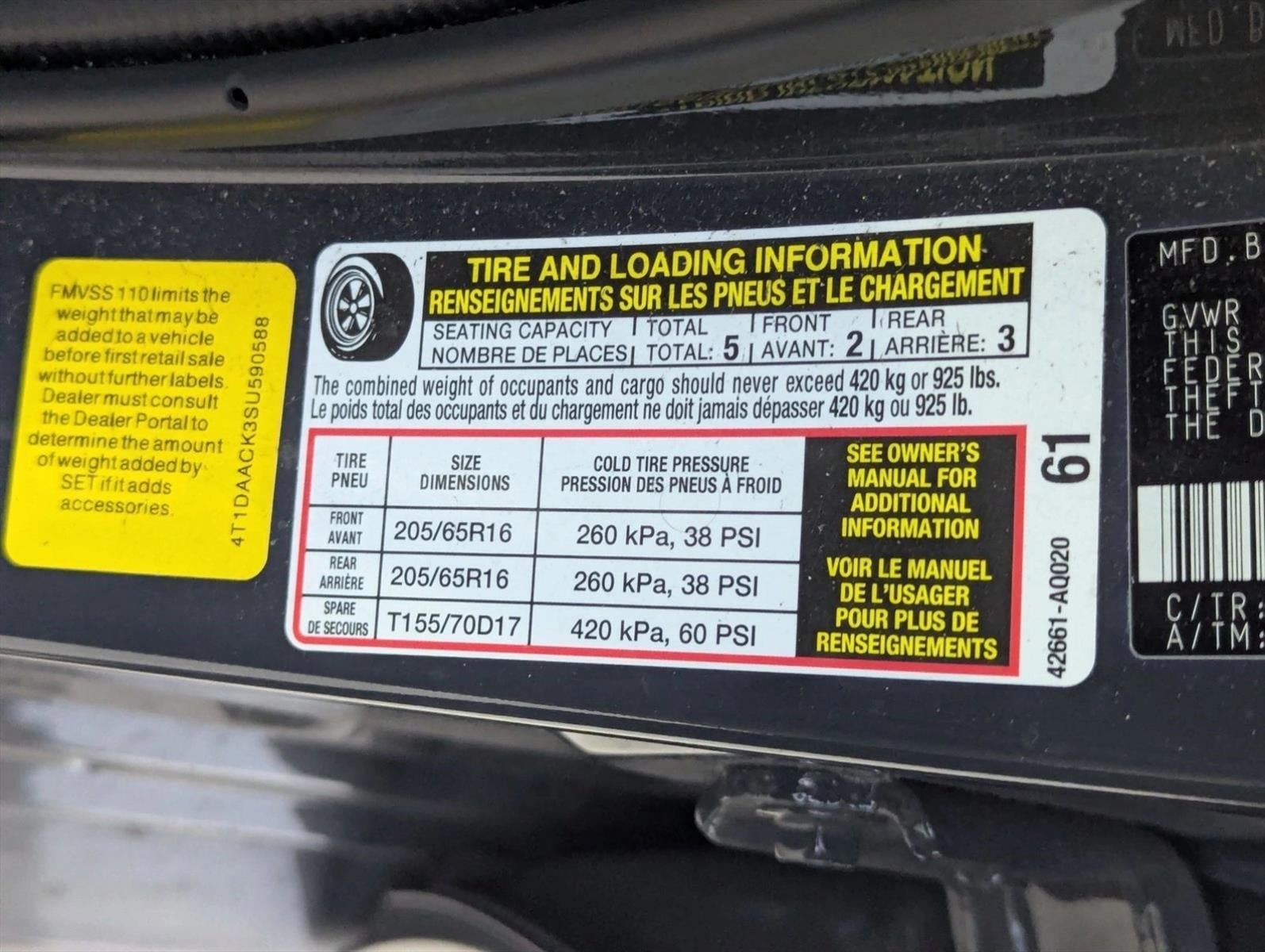 2025 Toyota Camry LE (SE)