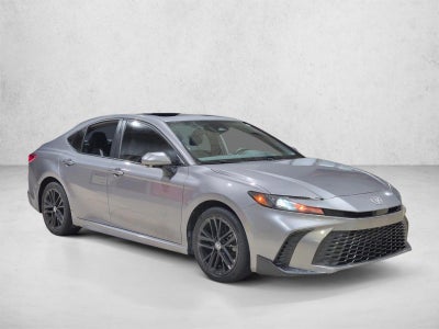 2025 Toyota Camry SE (SE)