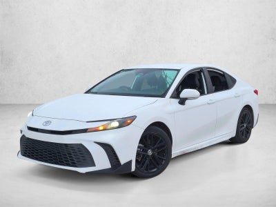 2025 Toyota Camry SE (Natl)