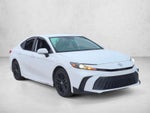 2025 Toyota Camry SE (Natl)