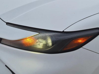 2025 Toyota Camry SE (Natl)