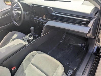 2025 Toyota Camry LE (Natl)