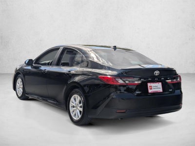 2025 Toyota Camry LE (Natl)