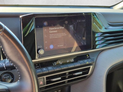 2025 Toyota Camry SE (SE)