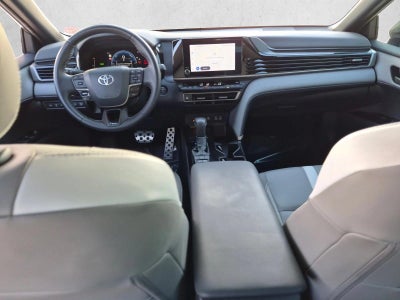 2025 Toyota Camry SE (SE)