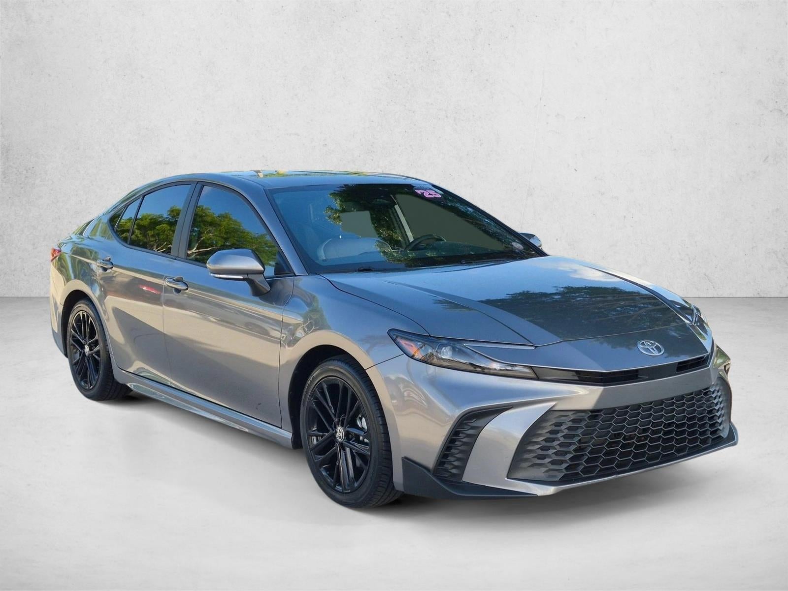 2025 Toyota Camry SE (SE)