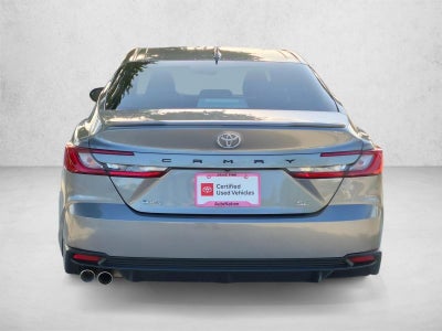 2025 Toyota Camry SE (SE)