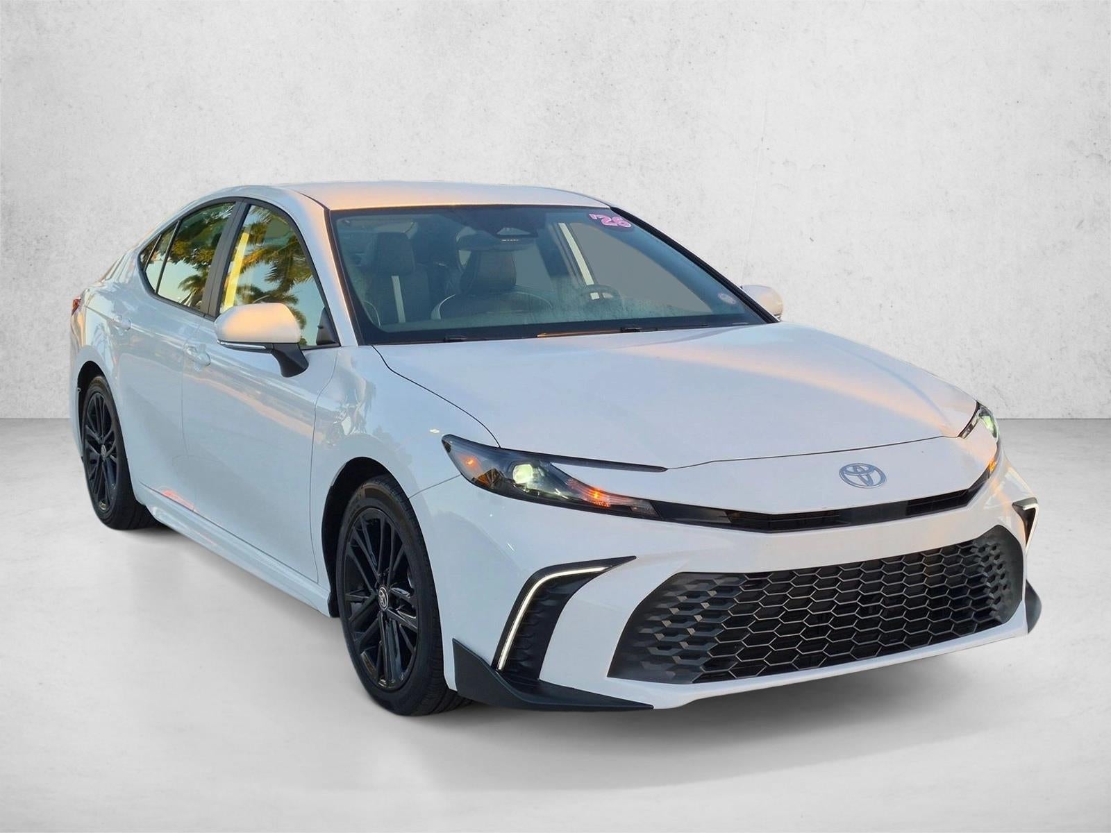 2026 Toyota Camry SE (SE)