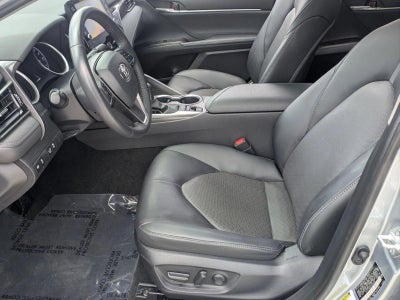 2023 Toyota Camry XLE Auto (SE)