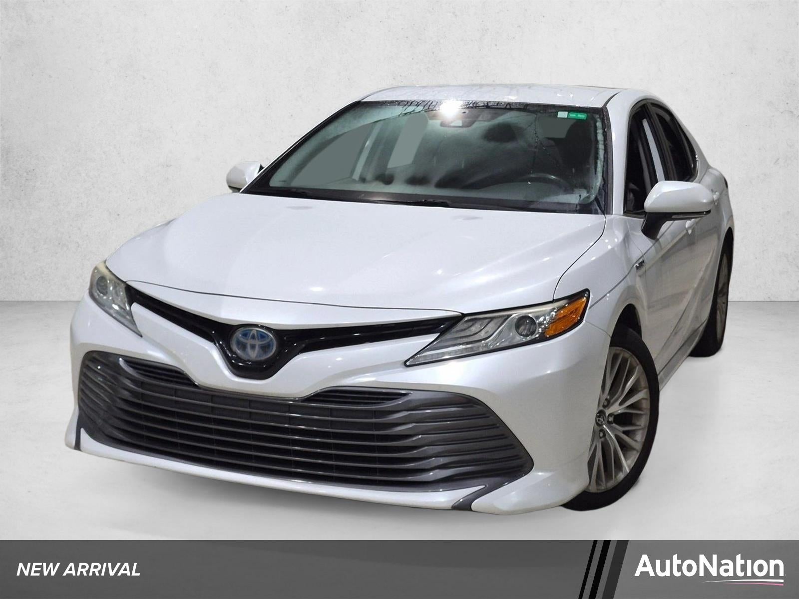2020 Toyota Camry Hybrid XLE CVT (Natl)