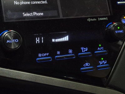 2020 Toyota Camry Hybrid XLE CVT (Natl)