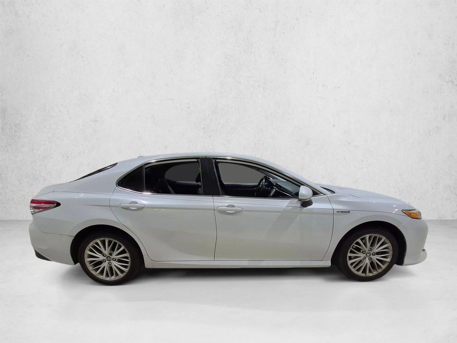 2020 Toyota Camry Hybrid XLE CVT (Natl)