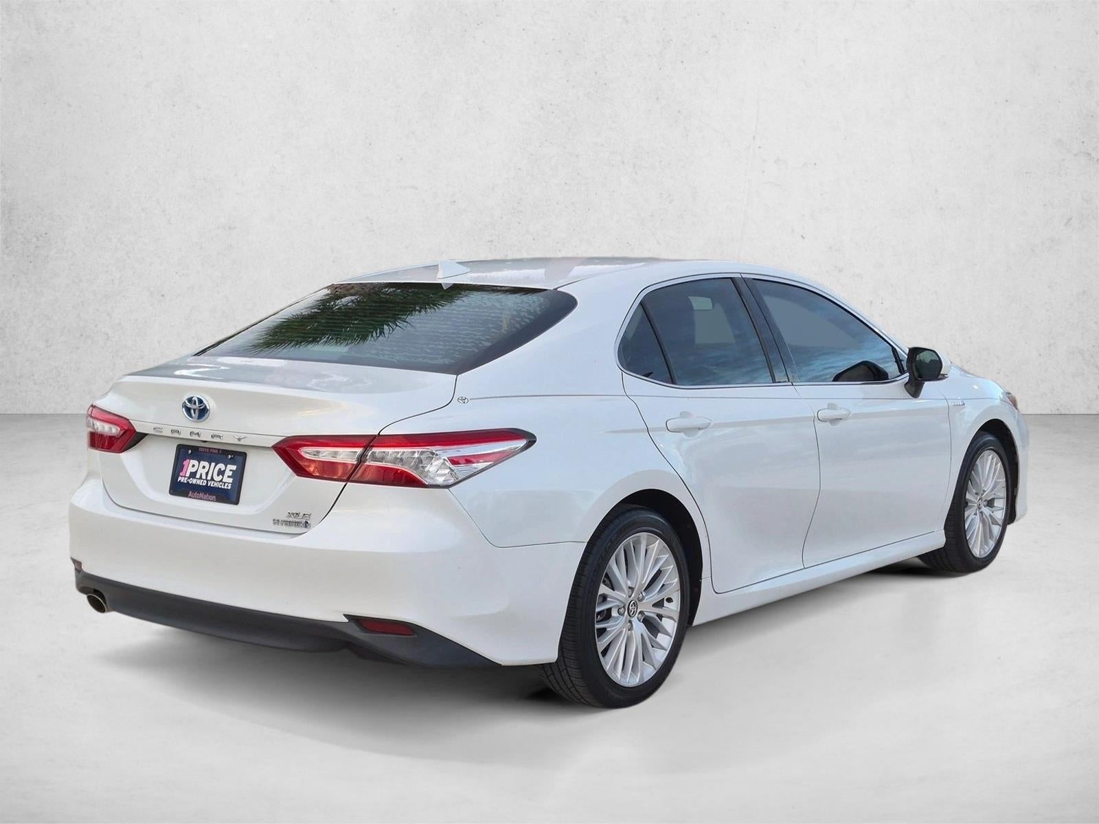 2020 Toyota Camry Hybrid XLE CVT (Natl)