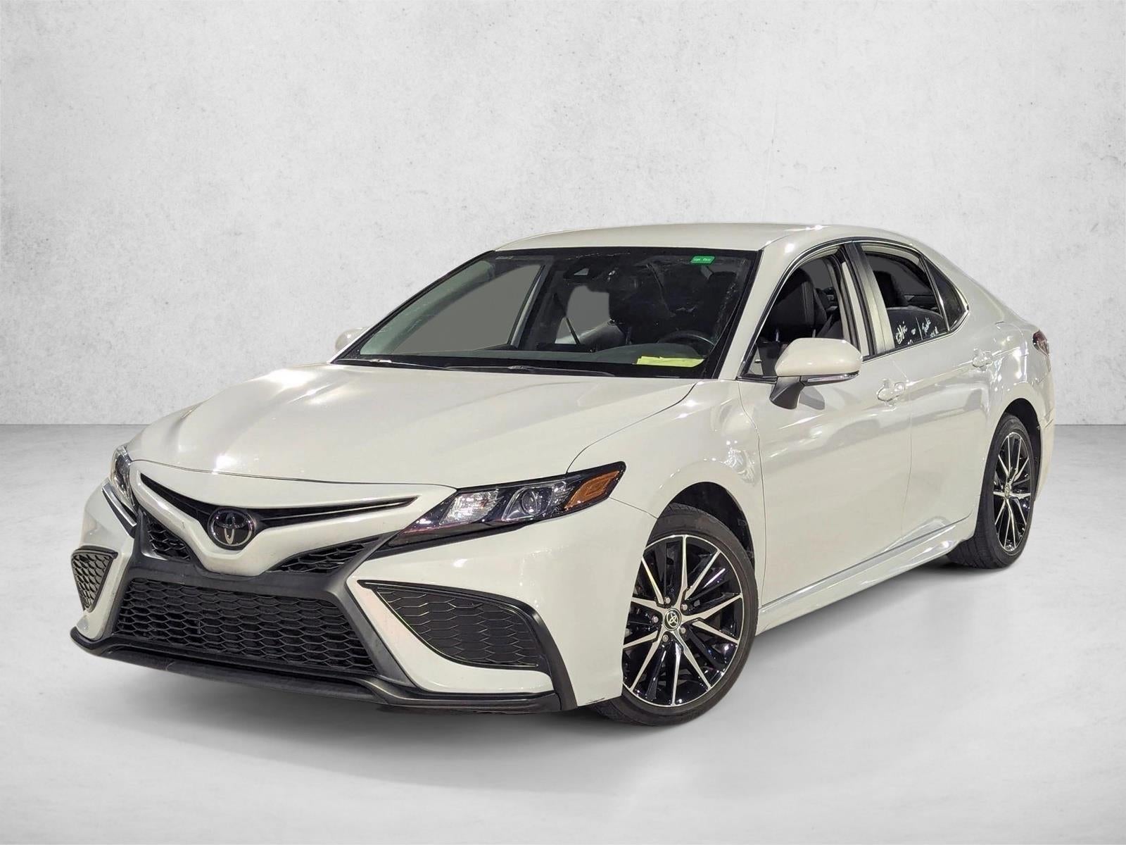 2023 Toyota Camry SE Auto (SE)